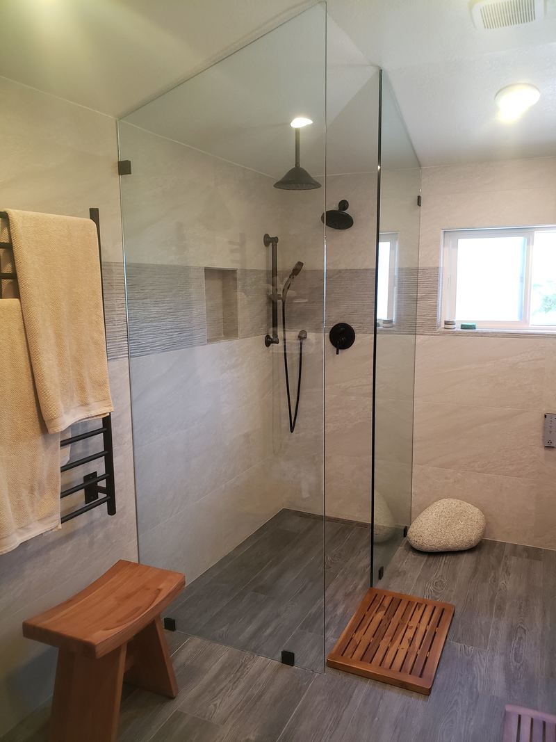 Clear tempered glass frameless walk-in shower screen, Charlotte NC